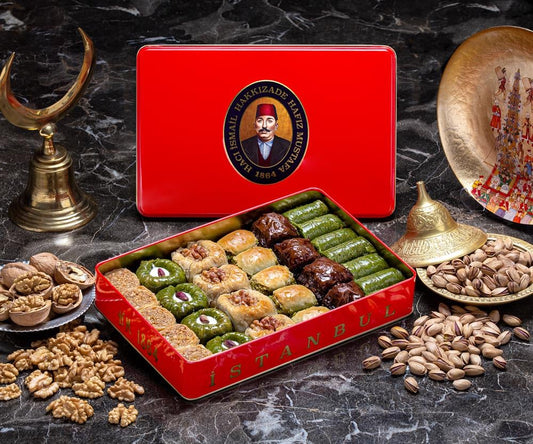 Hafız Mustafa Premium Mixed Baklava Box, Pistachio & Walnut, 30 Pieces