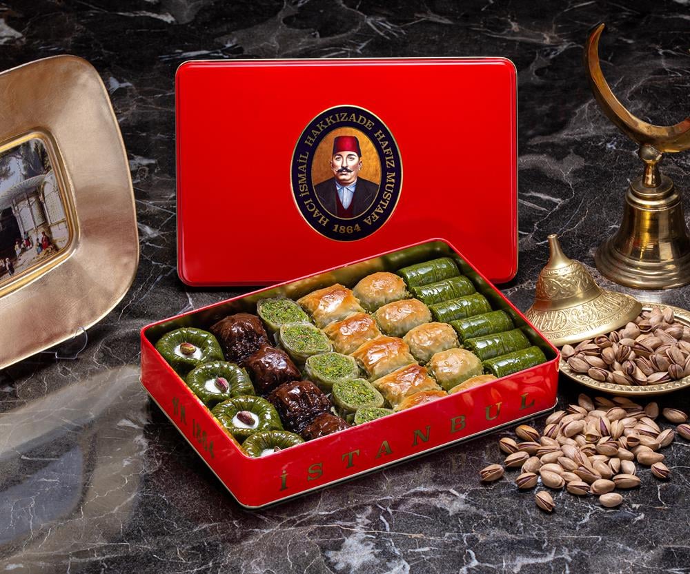 Hafız Mustafa Premium Mixed Pistachio Baklava, 1.3kg Medium Metal Box