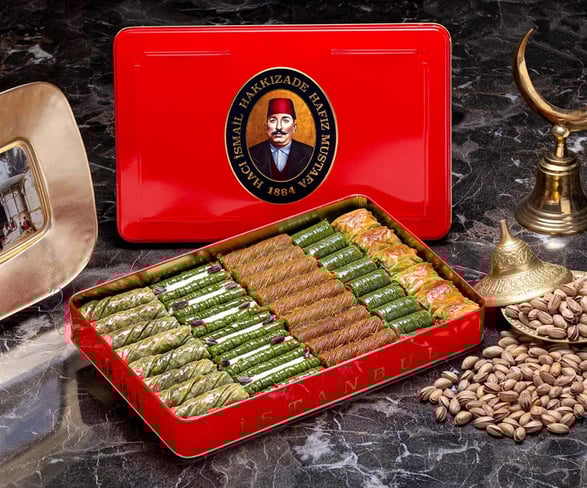 Hafiz Mustafa Premium Mixed Pistachio Baklava XL Box, 2kg Turkish Delicacy
